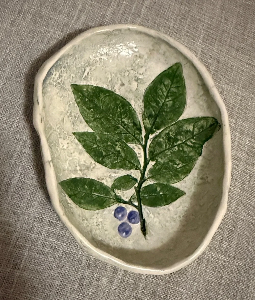 ⭐ SMP Studio Pottery Bowl Signed Powell B Blueberry Leaf Impression Handmade